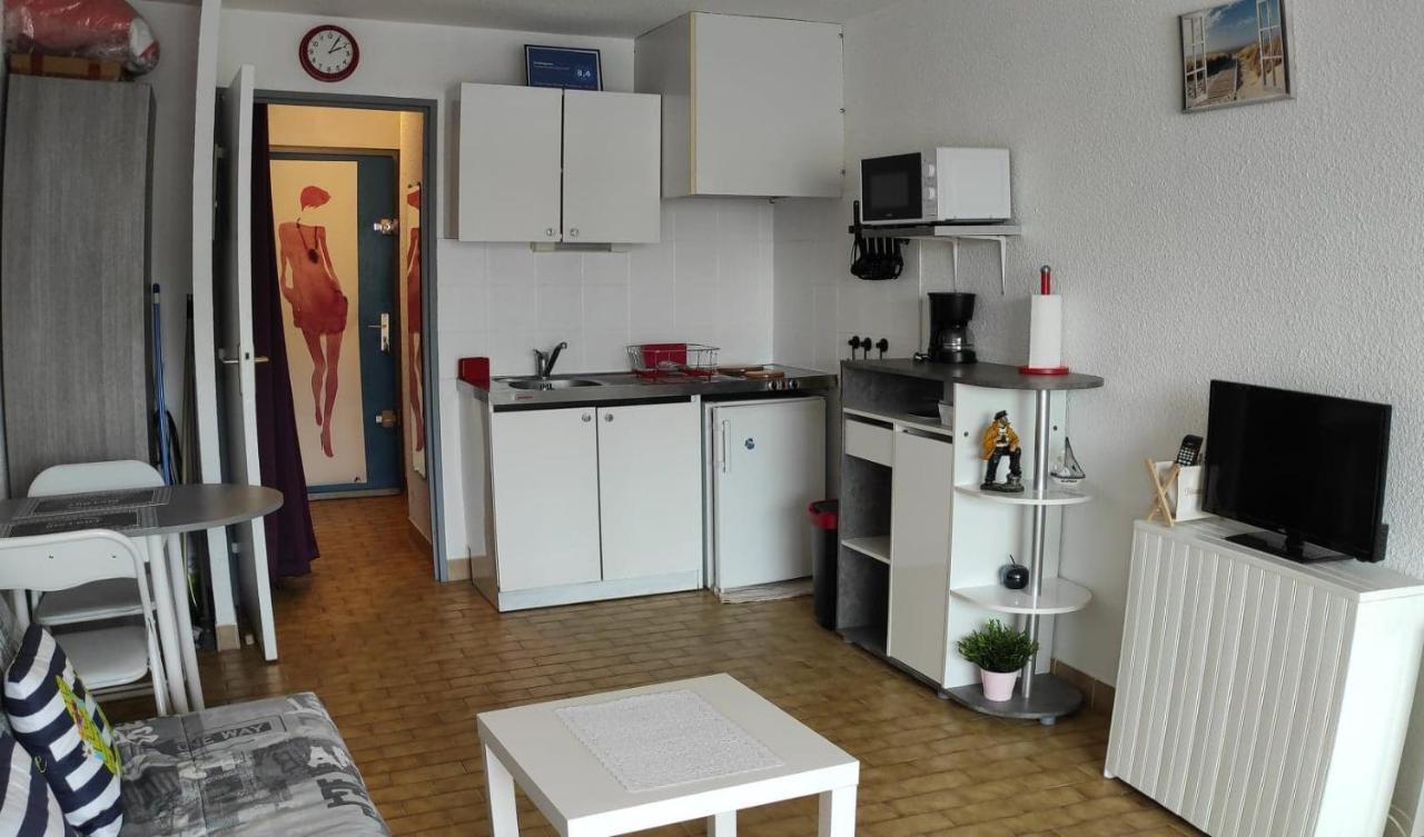 Studio Avec Piscine - Proche Mer - 27M2 Le Grau-du-Roi Exterior foto